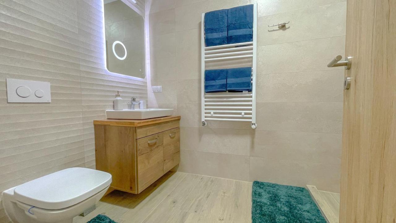 Dreamview Apartment With Private Parking Brassó Kültér fotó