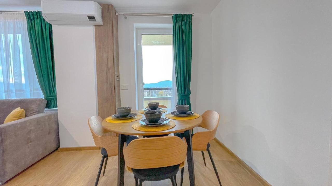 Dreamview Apartment With Private Parking Brassó Kültér fotó
