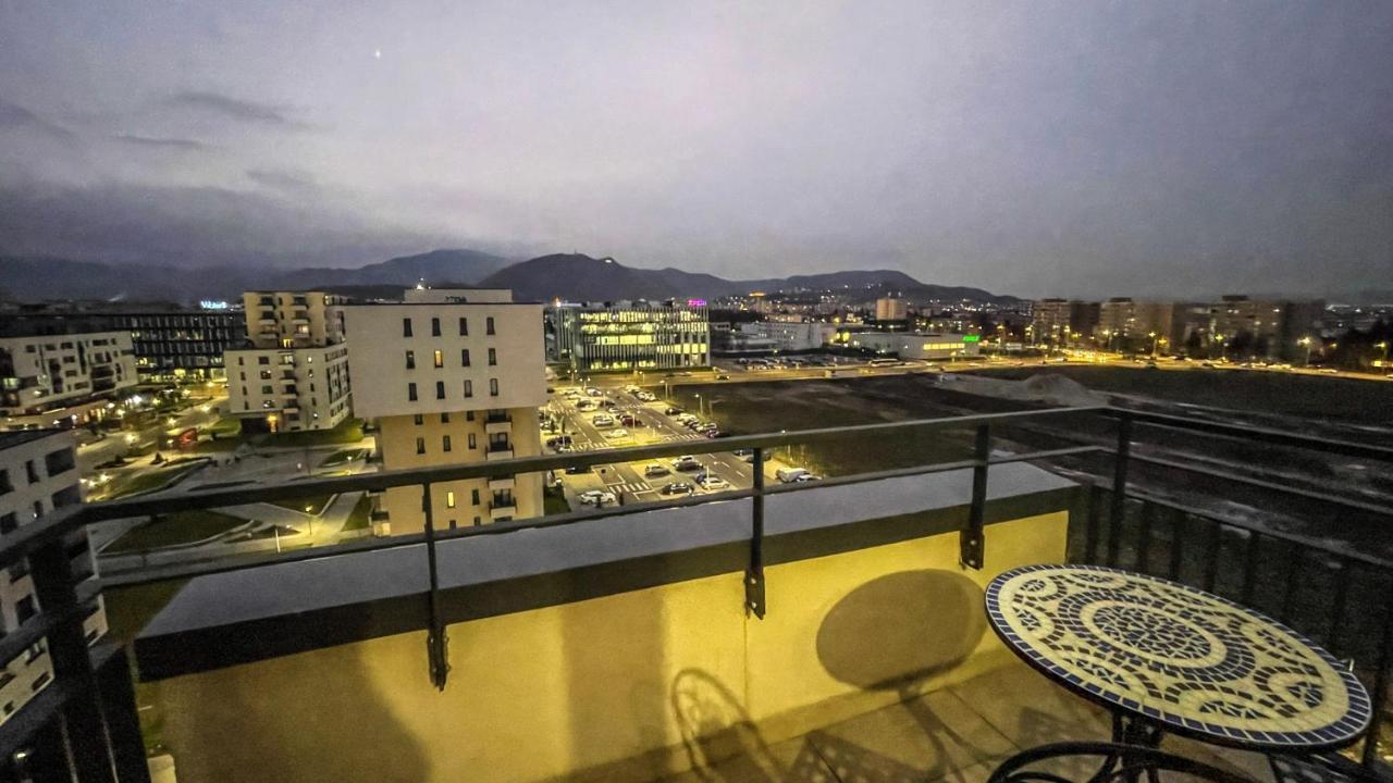 Dreamview Apartment With Private Parking Brassó Kültér fotó