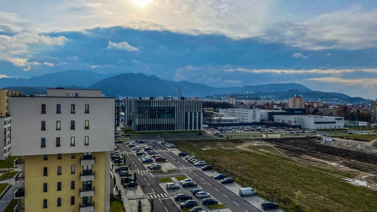 Dreamview Apartment With Private Parking Brassó Kültér fotó